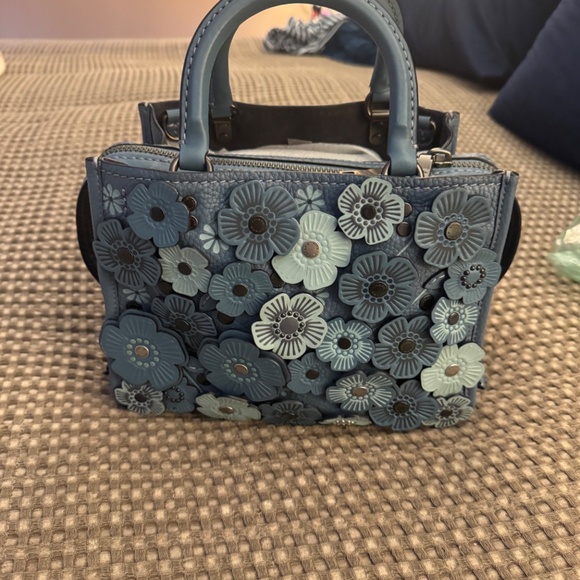 EUC - Coach 1941 Rogue 25 Tea Rose Chambray C1880-58840 - Picture 1 of 15